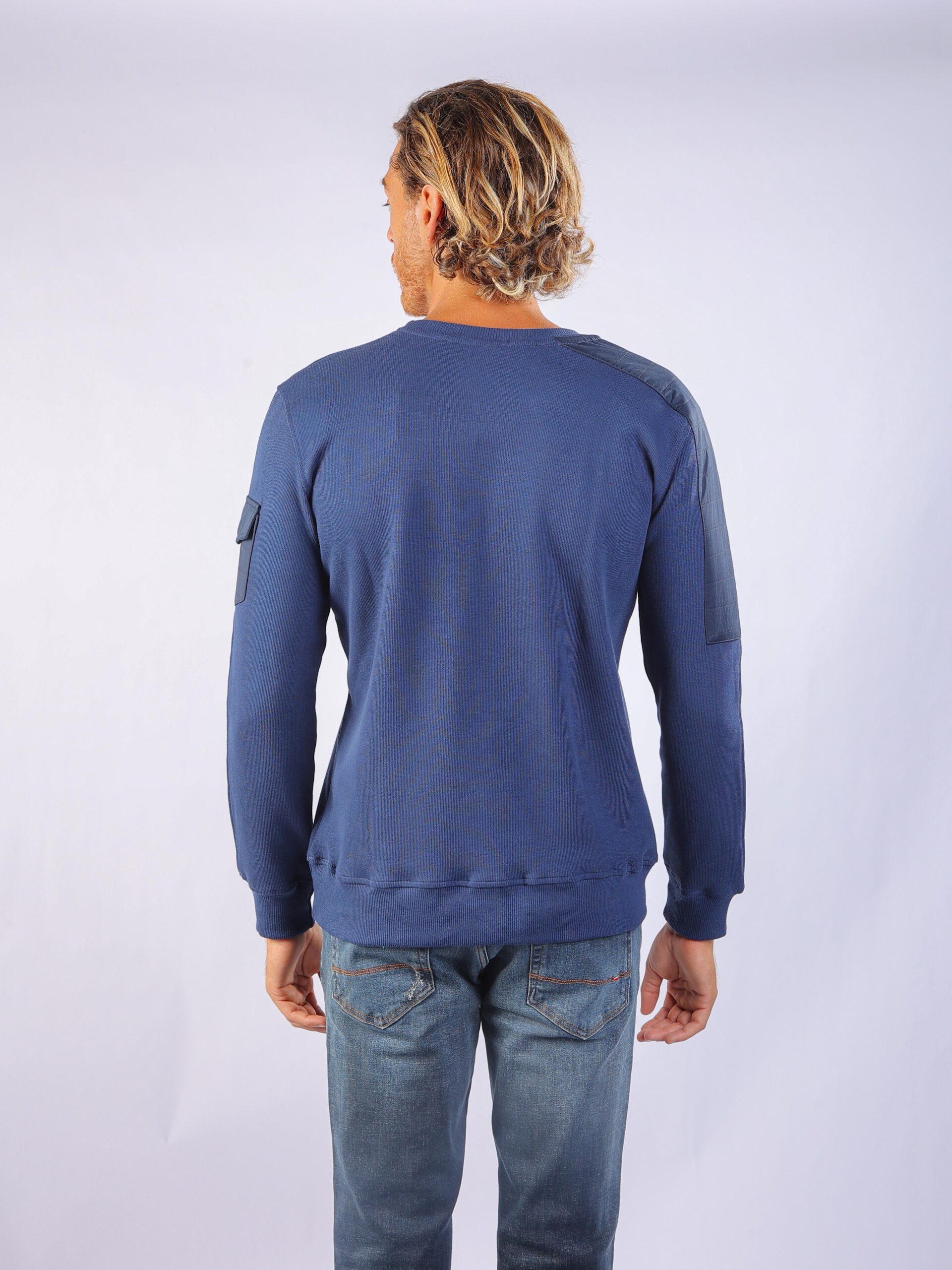 Shop Denim Jeans & Polo Shirts Online in Lebanon is made easy, and moreover, premium collections are offered for a stylish and modern look.